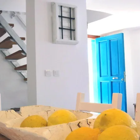 Guezel Elma -breathtaking Sea View Villa, Pool & Access To Sea וילה