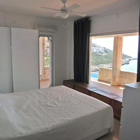 Guezel Elma -breathtaking Sea View Villa, Pool & Access To Sea וילה