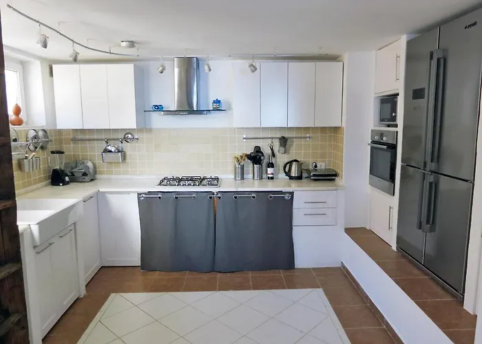 Vila Guezel Elma -breathtaking Sea View Villa, Pool & Access To Sea