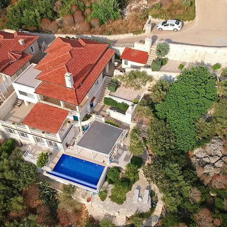 Guezel Elma -breathtaking Sea View Villa, Pool & Access To Sea *